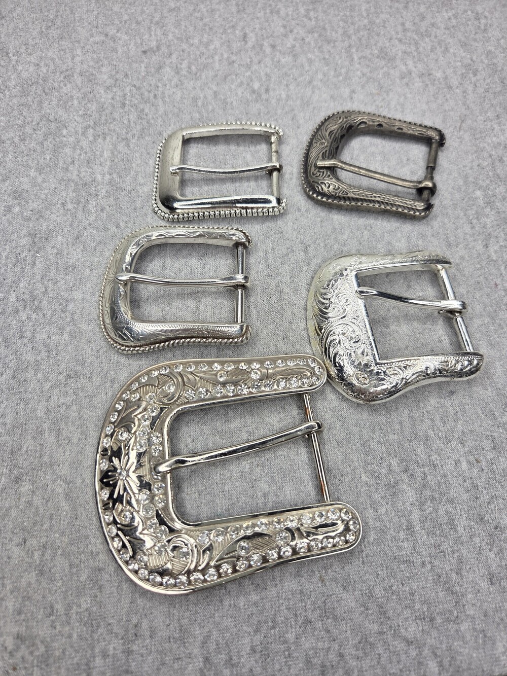 Vintage Lot of 5 Western Engraved Belt Buckles Silver Tone Rope Edge